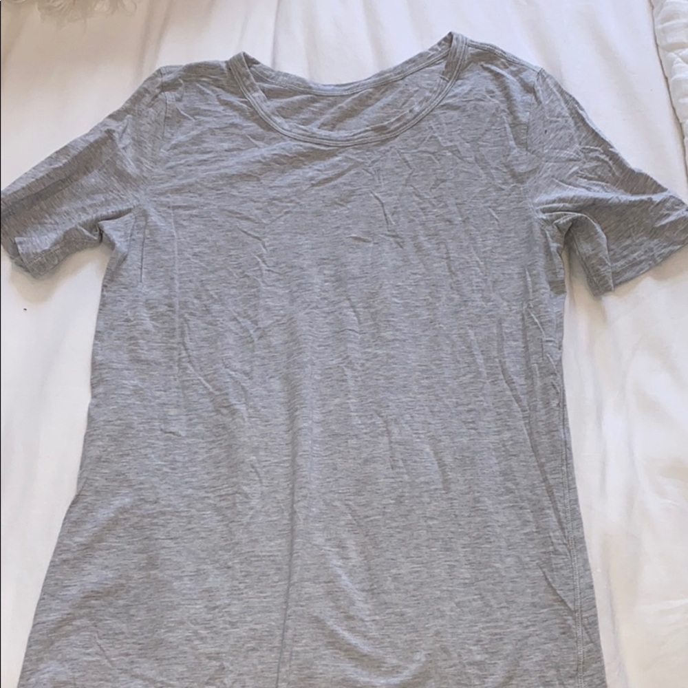 Lulu lemon shortsleeve shirt